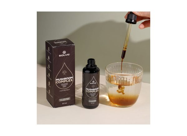 Mushroom Complex 4 grzyby — opakowanie i etykieta produktu Solve Labs