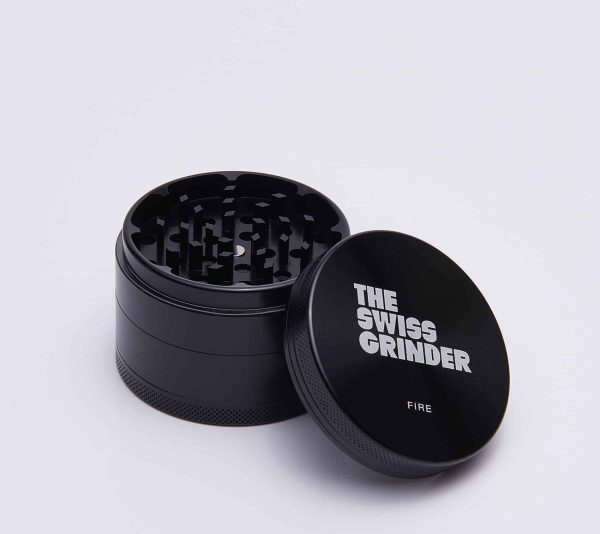 Swiss Grinder Fire – Młynek 4-częściowy premium Młynek Swiss Grinder Fire 4-częściowy z aluminium lotniczego — premium akcesorium