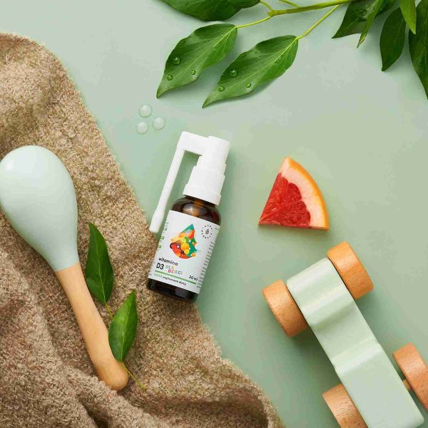 Witamina D3 Vegan dla dzieci, aerozol 30 ml Wegańska witamina D3 dla dzieci w aerozolu 30 ml: buteleczka z dozownikiem