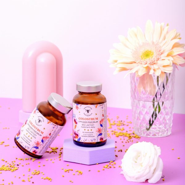 Colostrum z pyłkiem pszczelim — produkt konopny ubucha.pl Colostrum z pyłkiem pszczelim – ujęcie etykiety z IgG i mikronizowanym pyłkiem