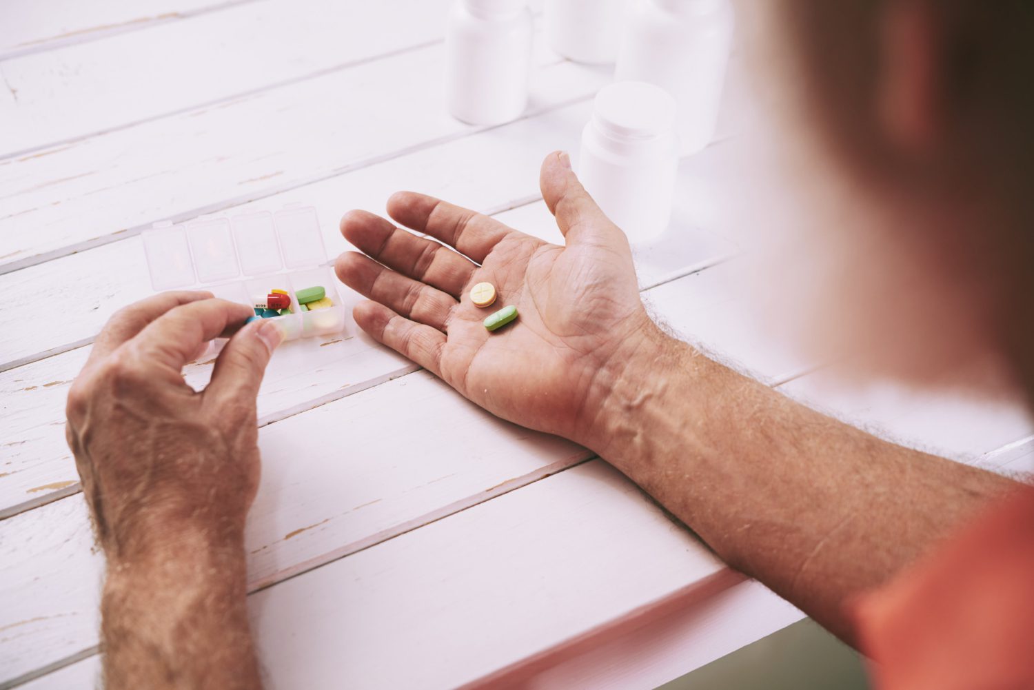 CBD und chronische Schmerzen – Was sagt die Wissenschaft, was sagt das Marketing? Leitfaden 2026 Cannabidiol und chronische Schmerzen – Was sagt die Wissenschaft, was sagt das Marketing? Leitfaden 2026 – Medizinisches Cannabis