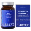LABIFY Body B Complex+ - zdjęcie 4 LABIFY Body B Complex+ - butelka obok pudełka z hasłem o skórze, włosach i paznokciach