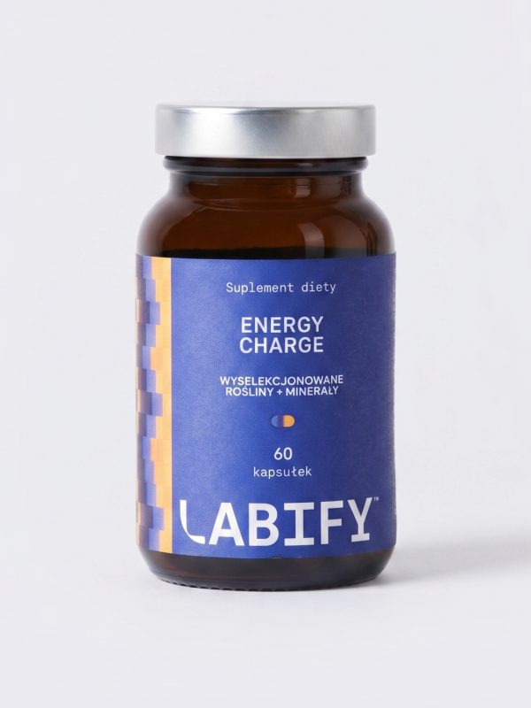 LABIFY preparat z linii Energy - zdjęcie 2 LABIFY preparat z linii Energy - butelka 60 kapsułek na jasnoszarym tle, ujęcie pionowe