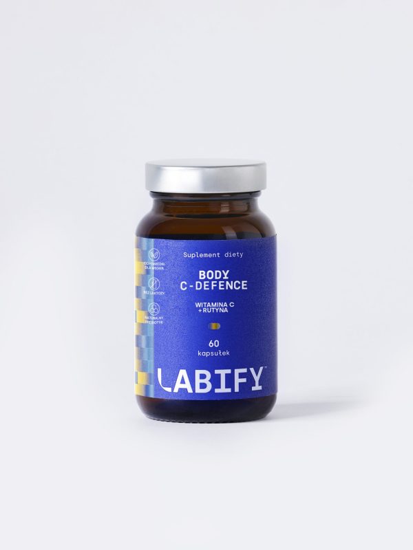 LABIFY Body Witamina C+ - zdjęcie 3 LABIFY Body Witamina C+ - butelka 60 kapsułek na jasnoszarym tle, ujęcie pionowe