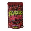 Zelki konopne BLAZED BRAINS Strawberry 100g: czerwona torebka z postaciami, napis Strawberry Zelki konopne BLAZED BRAINS Strawberry 100g: czerwona torebka z postaciami, napis Strawberry