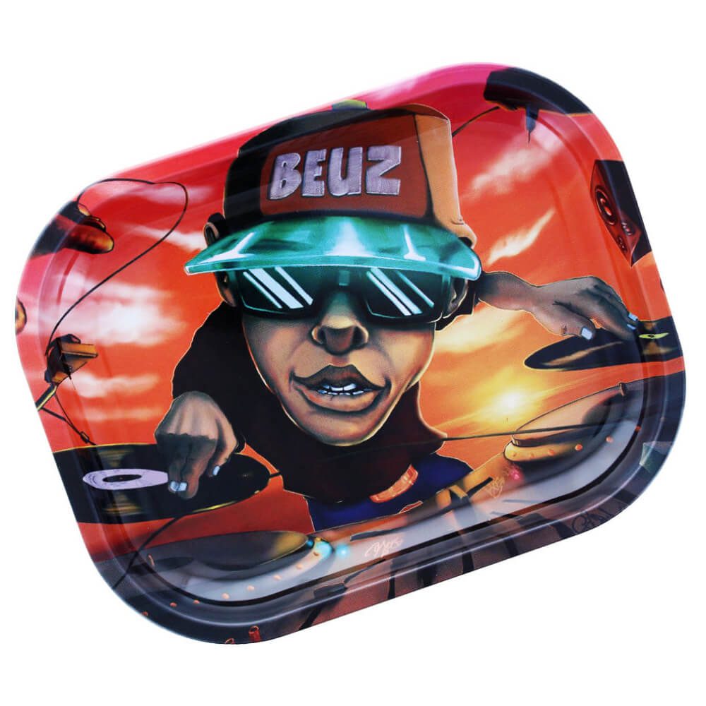 Tacka BEUZ DJ Beuz 18×14 cm: mała metalowa tacka kolekcjonerska z motywem DJ Beuz